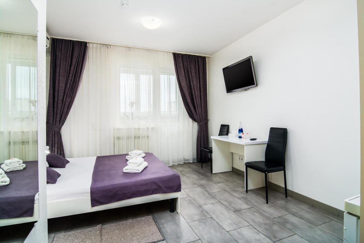 Skyhome 3* Киев
